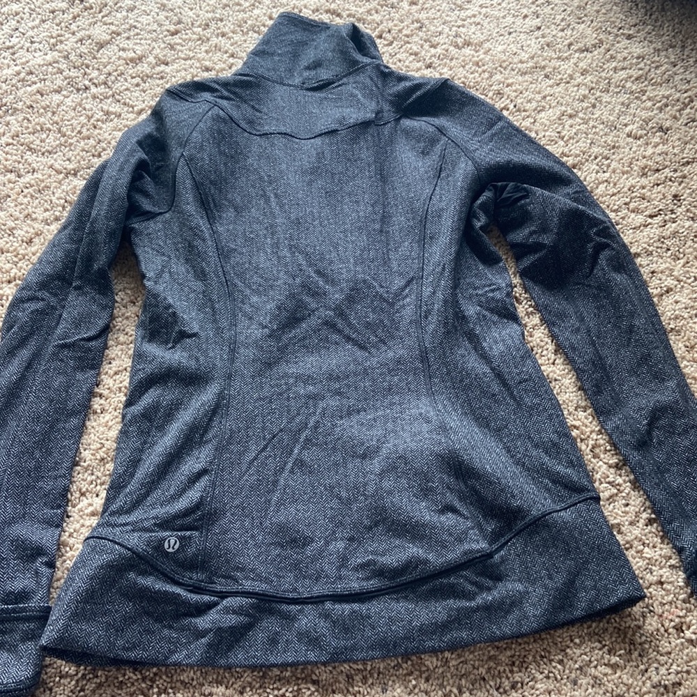 Lululemon Top - image 4
